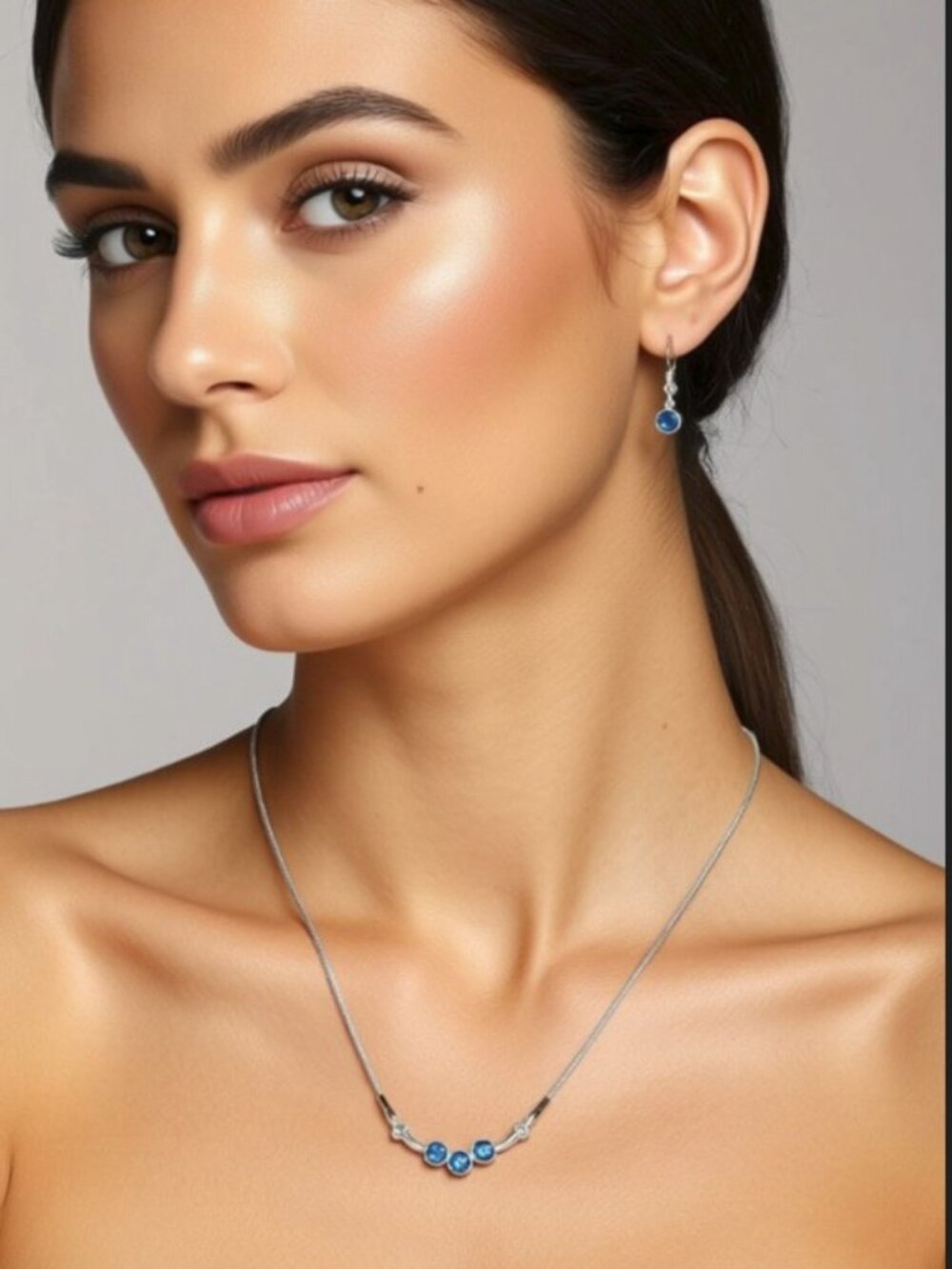 Sparkling Blue Rhinestone Bar Necklace